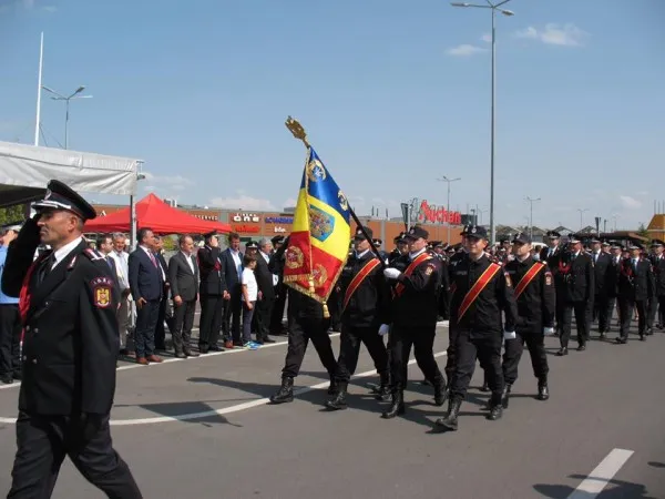 Cu mic cu mare la Ziua Pompierilor