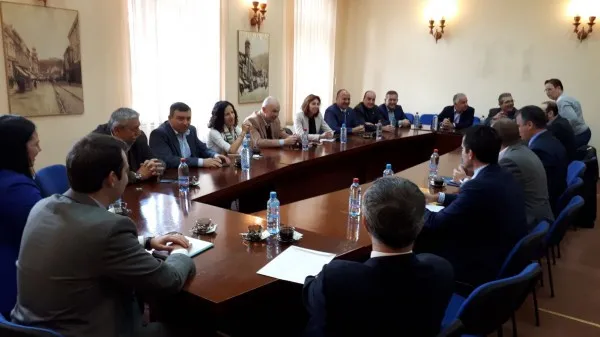 „Pact” pentru aeroportul Braşov