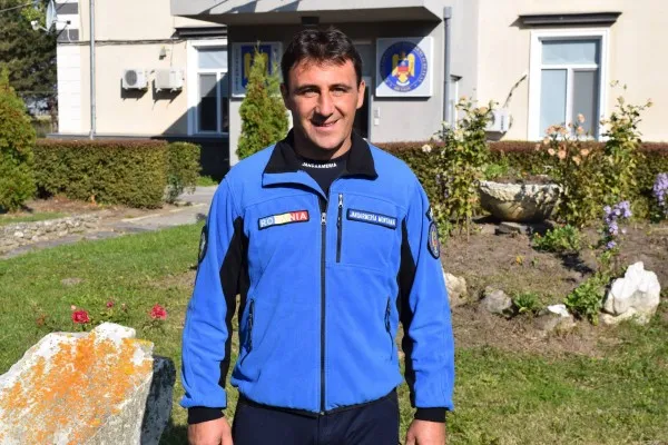 Poveste dintre stânci