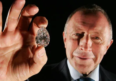 Un român este proprietarul celui mai scump diamant din lume