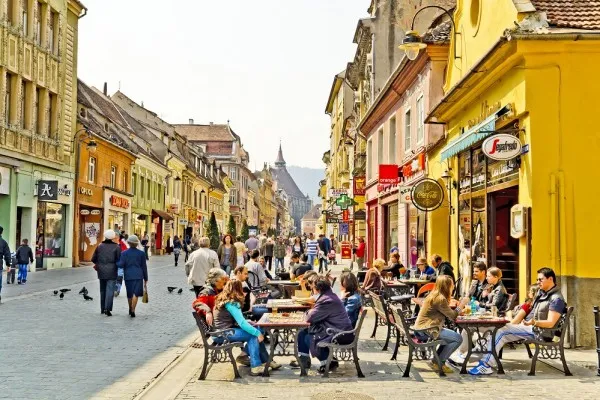 Braşovenii, pe locul doi într-un top al speranţei de viaţă cu 77,7 ani