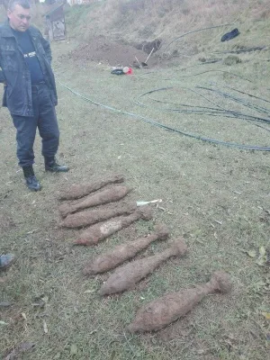 Şapte bombe găsite lângă o cale ferată