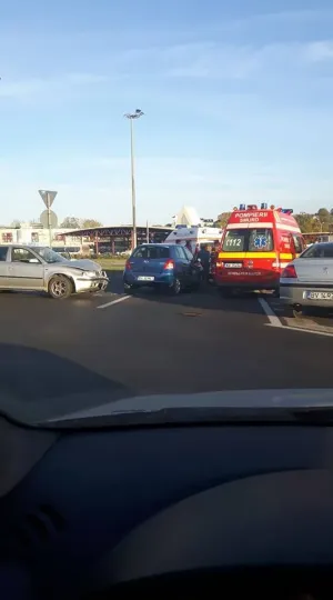 Accident cu 5 victime lângă Autogara Bartolomeu