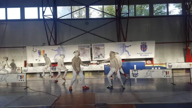 Cele mai mari speranţe ale scrimei româneşti, prezente la Râşnov
