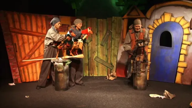 „Pisicile nearistocrate”, de la Teatrul Arlechino
