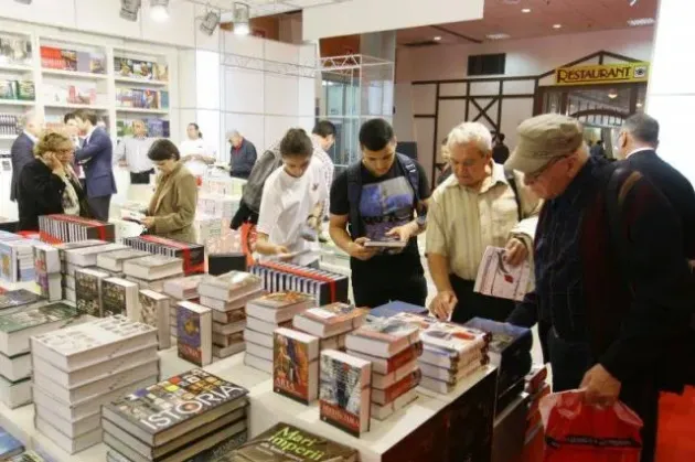 Bookfest anunţă o ediţie de gală la Braşov