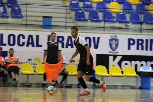 Colţea 1920 merge ceas