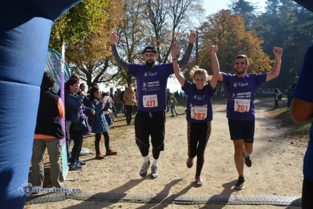 Peste 400 de concurenţi la maratonul montan Rafael