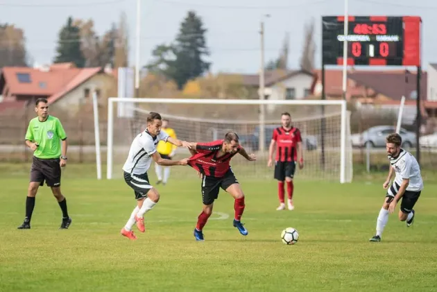 Hărman și Oțelul în criză, Aerostar prinde aripi în prelungiri
