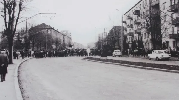 Dosar penal pentru infracţiuni contra umanităţii, în cazul revoltei din 15 noiembrie 1987