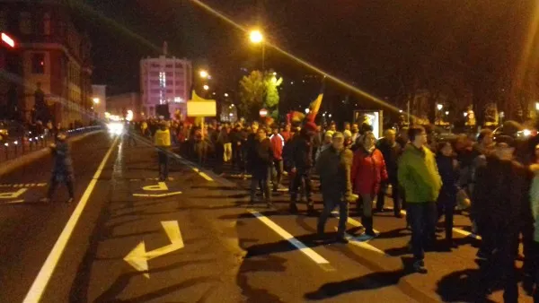 Peste 1.500 de oameni în stradă și în cea de a 4-a duminică de proteste la Brașov