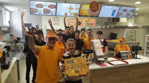 Braşovenii de la Dodo Pizza vor să deschidă 14 pizzerii în următorii trei ani în mai multe oraşe din ţară
