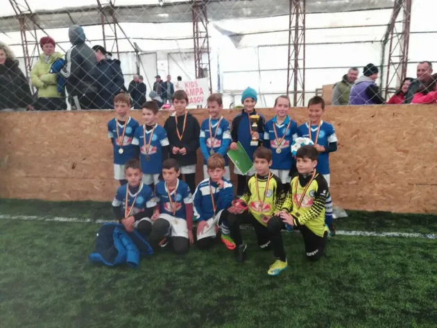 Kids Tâmpa şi Junior, campioane judeţene la „Gheorghe Ola” şi „Gheorghe Ene”
