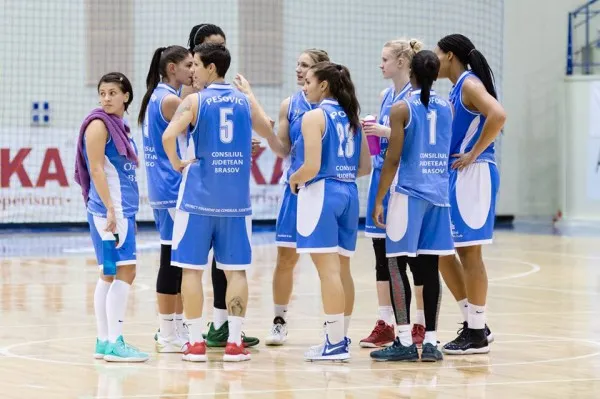 Olimpia a cedat la limită în faţa Aradului