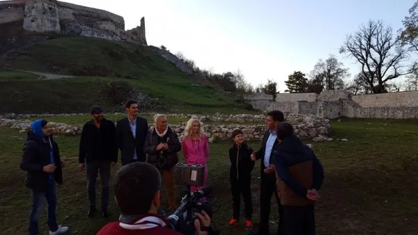 Tabăra lui Nea Mărin, în Cetatea Râşnov