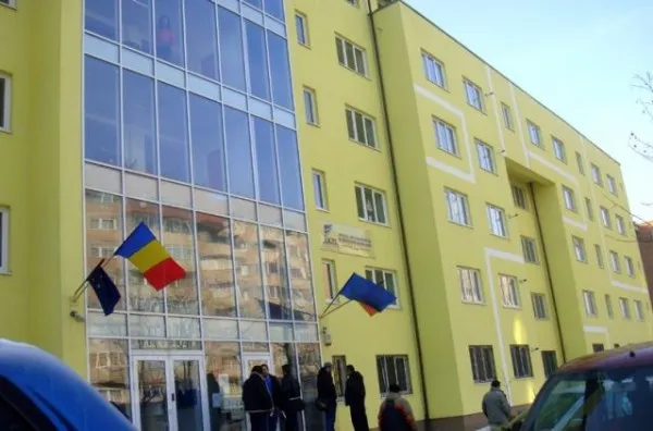 Aproape 26.000 de imobile s-au vândut la Braşov în primele 11 luni