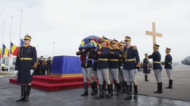 Toate steagurile vor fi coborâte în bernă, până sâmbătă