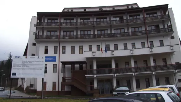 Lipsă cronică de infirmiere şi îngrijitoare, în centrele de asistenţă socială din Braşov