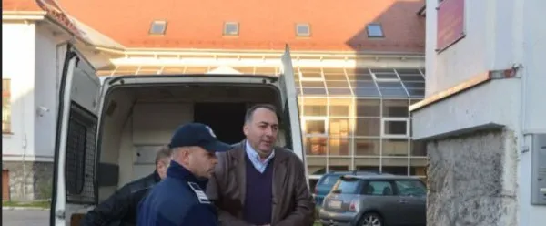 Fostul primar din Bran şi-a aflat pedeapsa definitivă. Doi ani şi opt luni cu suspendare pentru cei 5.000 de lei luați mită