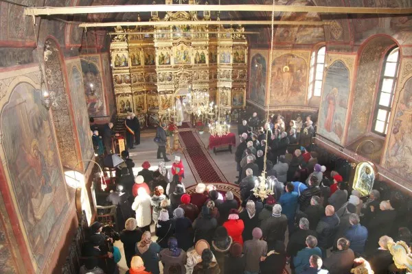 Mitropolia Ardealului caută preoţi pentru Rupea şi Săcele