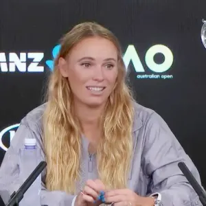 Declaraţii de bun simţ din partea lui Wozniacki la adresa lui Halep