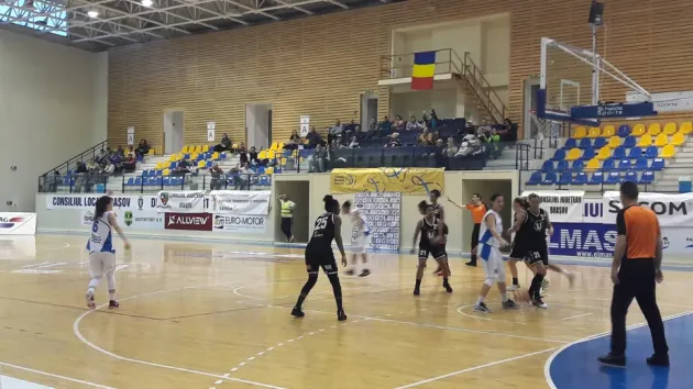 Olimpia CSU primeşte vizita Universităţii Cluj