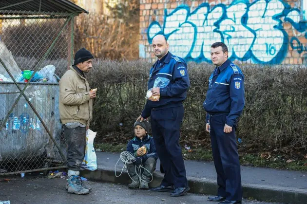 „M-au durut dinţii de foame şi ştiu ce înseamnă”