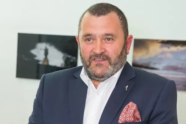 Braşoveanul Michael Schmidt îşi măreşte portofoliul cu brandurile Opel şi Volkswagen