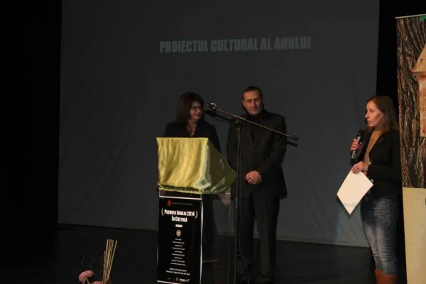 Publicul îşi poate vota favoriţii pentru premiile anului 2017 în cultura braşoveană