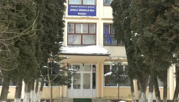 Şcoala 4 se închide mâine. Timp de un an, elevii vor învăţa la Liceul de Arte Plastice 