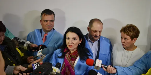 „Am ajuns să ne minunăm de normal”