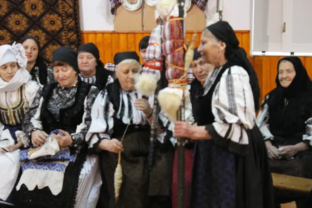 Şezătoare autentică la Boholţ, după mai bine de jumătate de secol