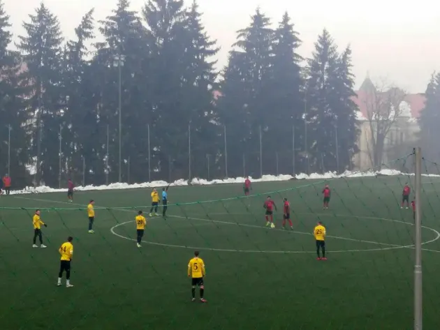 Amicalele weekendului 
pentru echipele braşovene
