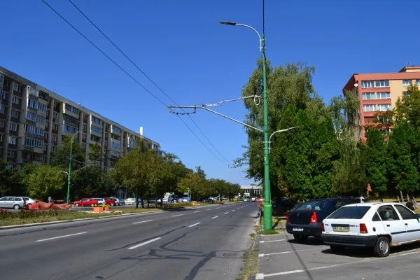 Iluminatul cu LED se extinde şi pe Bulevardul Eroilor, strada Lungă şi Calea Bucureşti 