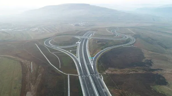 Când se deschide cea mai frumoasă autostradă din România