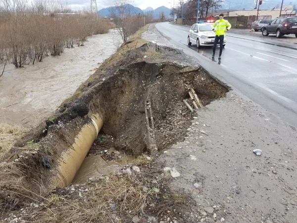A mai căzut o bucată de ocolitoare