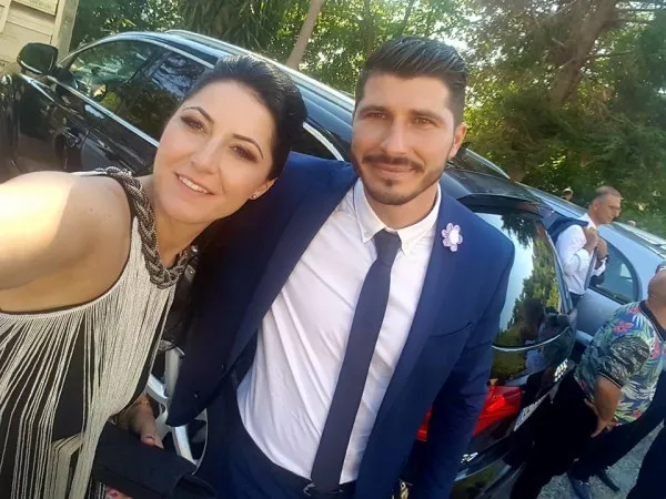 Campioana şi fratele „Rachetă”
