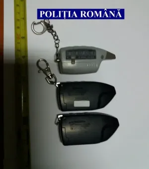 Trei moldoveni și un ucrainean, arestați la Brașov pentru furturi din autoturisme