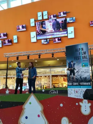 Dana Haralambie şi Raluca Strămăturaru au venit în faţa braşovenilor direct de la  Pyeongchang
