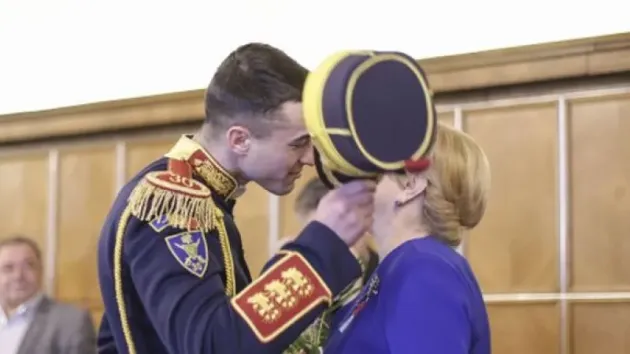 Sărutul de la Guvern