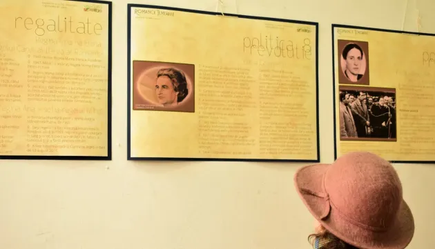 „Românce temerare”, în expoziţie în bar