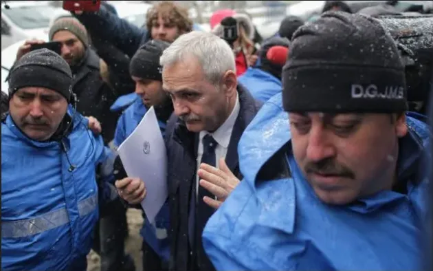 Pentru o bârfă, la un şpriţ