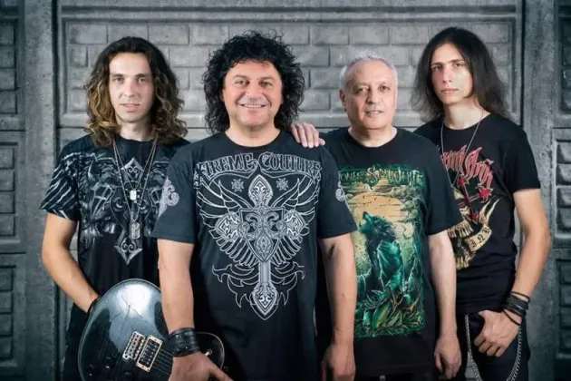 Compact se reuneşte la Rockstadt