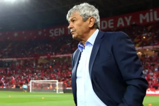 Lucescu, contrar firii sale, i-a reproşat 
propriului jucător, un gol primit
