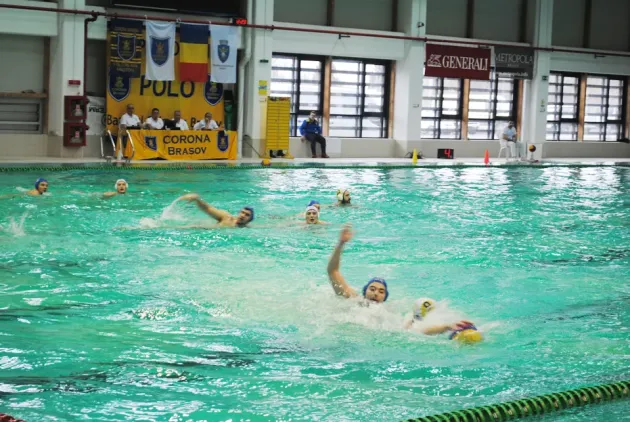 Corona Sportul Studenţesc a pierdut în ambele întâlniri cu liderul Steaua