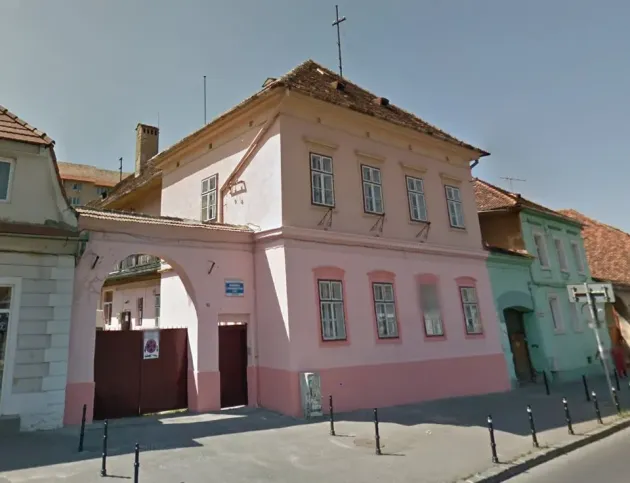 Biserica Evanghelică va încasa o chirie de 1.742 lei/lună pentru Grădiniţa nr. 37 