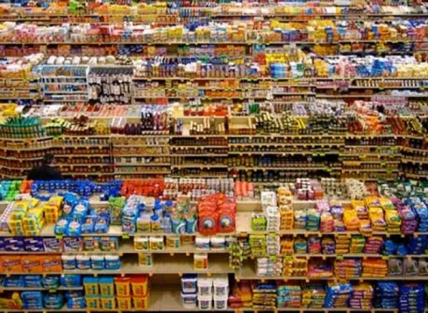 Agenți economici amendați cu 76.100 de lei de Poliția Economică înaintea Paștelui