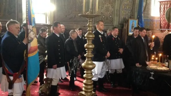 În Duminica Floriilor, Junii au făcut parastas pentru cei „adormiți” din cetele lor