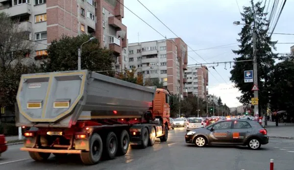 Reţeliştii vor derogare de la Regulamentul permiselor de liberă trecere