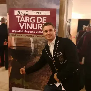 „Vin de Munte” la Bibliotecă. 300 de tipuri de vinuri la degustare, în weekend